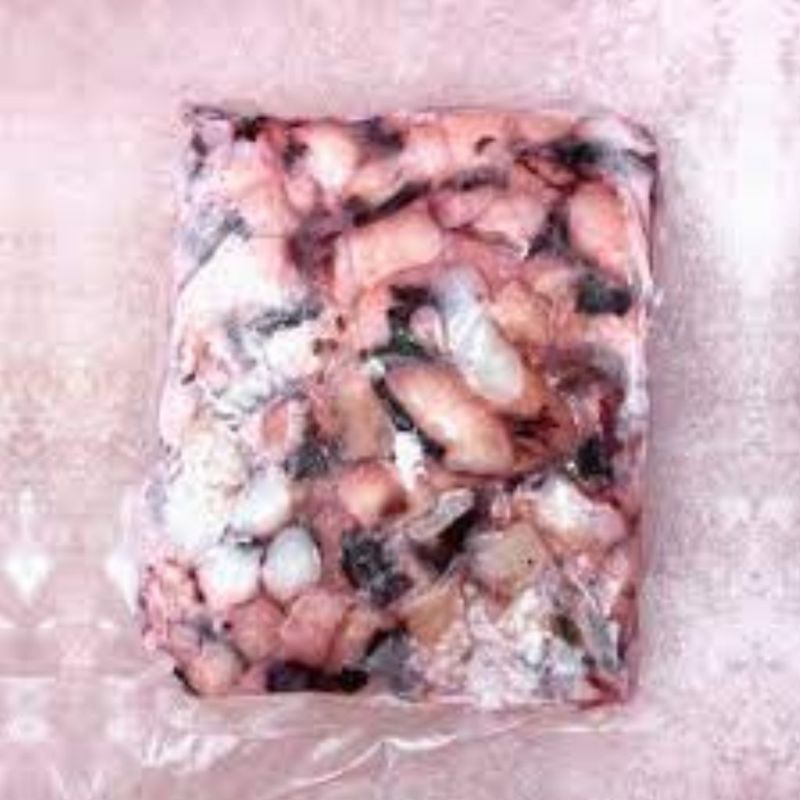 PULPO PRECOCIDO POR PIEZA DE 900 GRS APROX